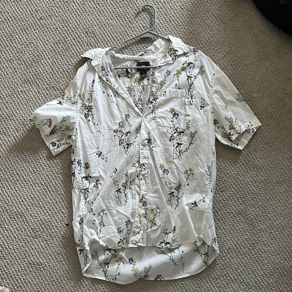 H&M floral shirt size large